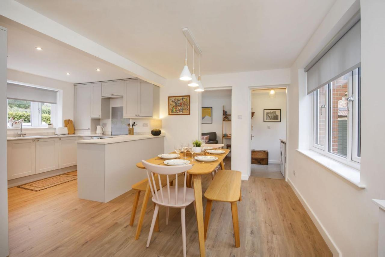 The Willows With Free Parking For 2 Cars 요크 외부 사진