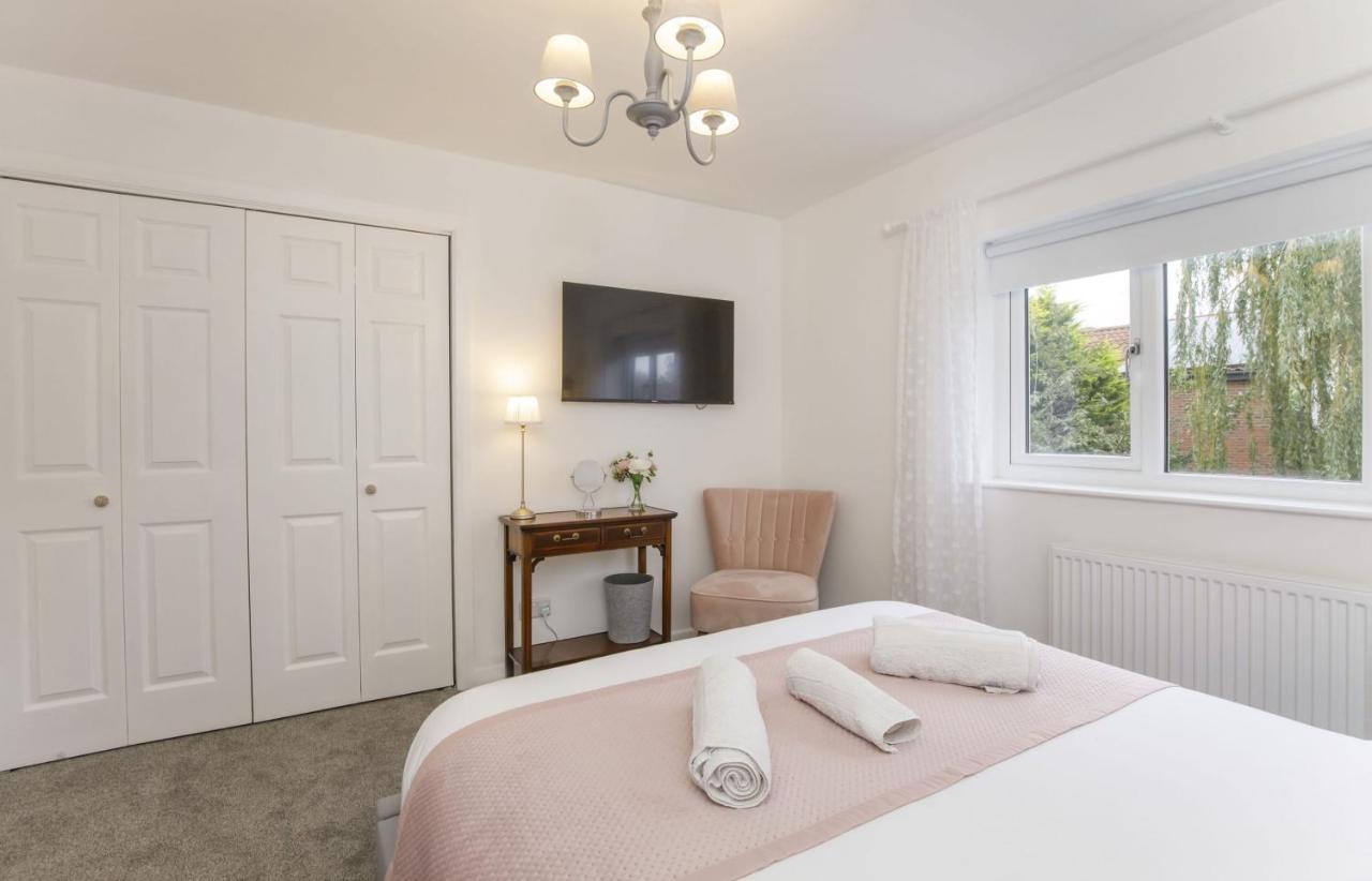 The Willows With Free Parking For 2 Cars 요크 외부 사진